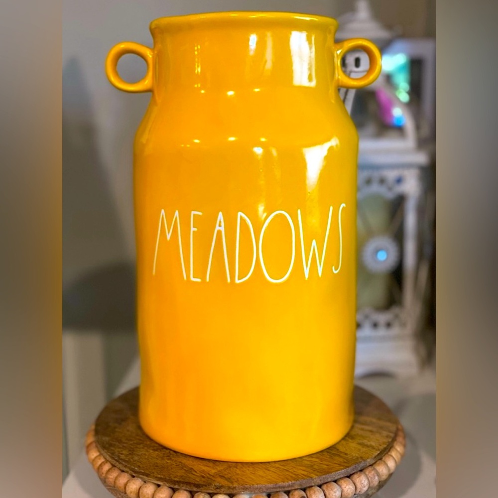 NEW Rae Dunn Meadows Vase Pitcher - Picture 3 of 3
